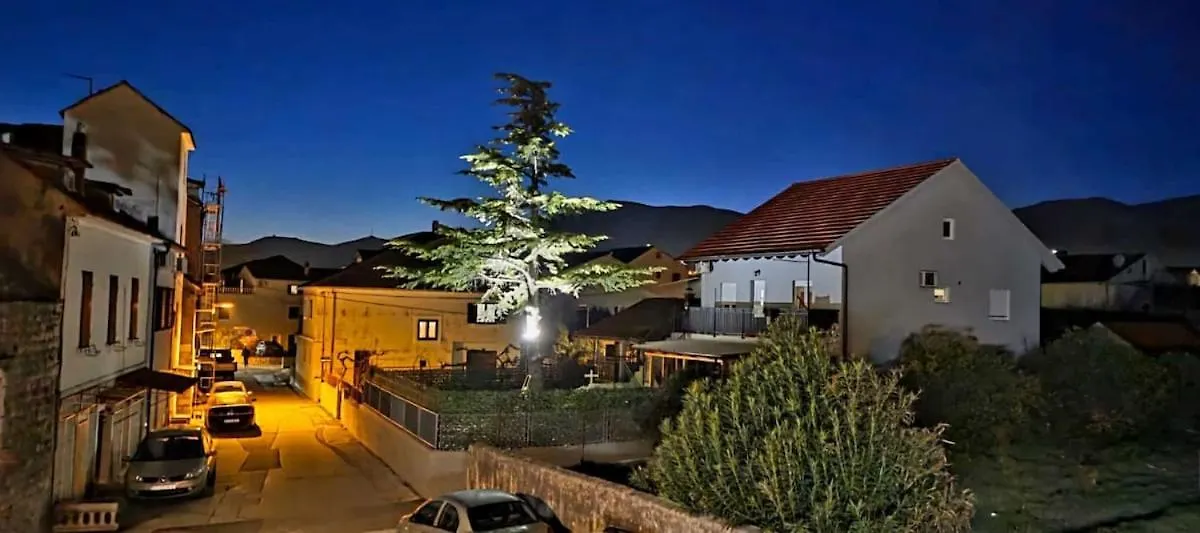 Holiday Home Gamaliel Kaštela Apartmán
